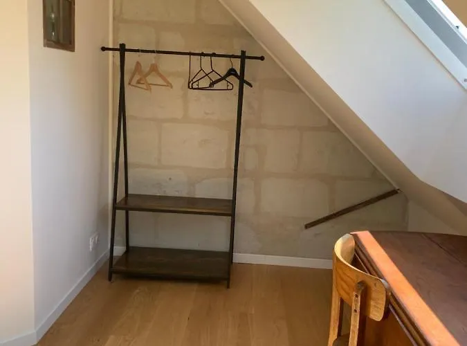 民宿 Jolie Chambre Privee *