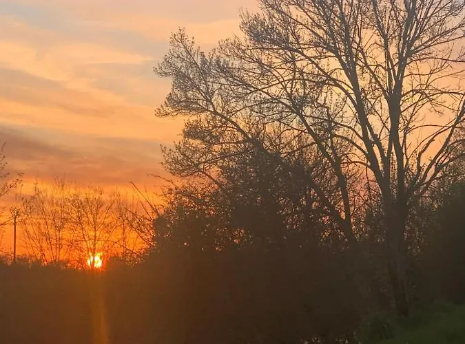 民宿 Jolie Chambre Privee *